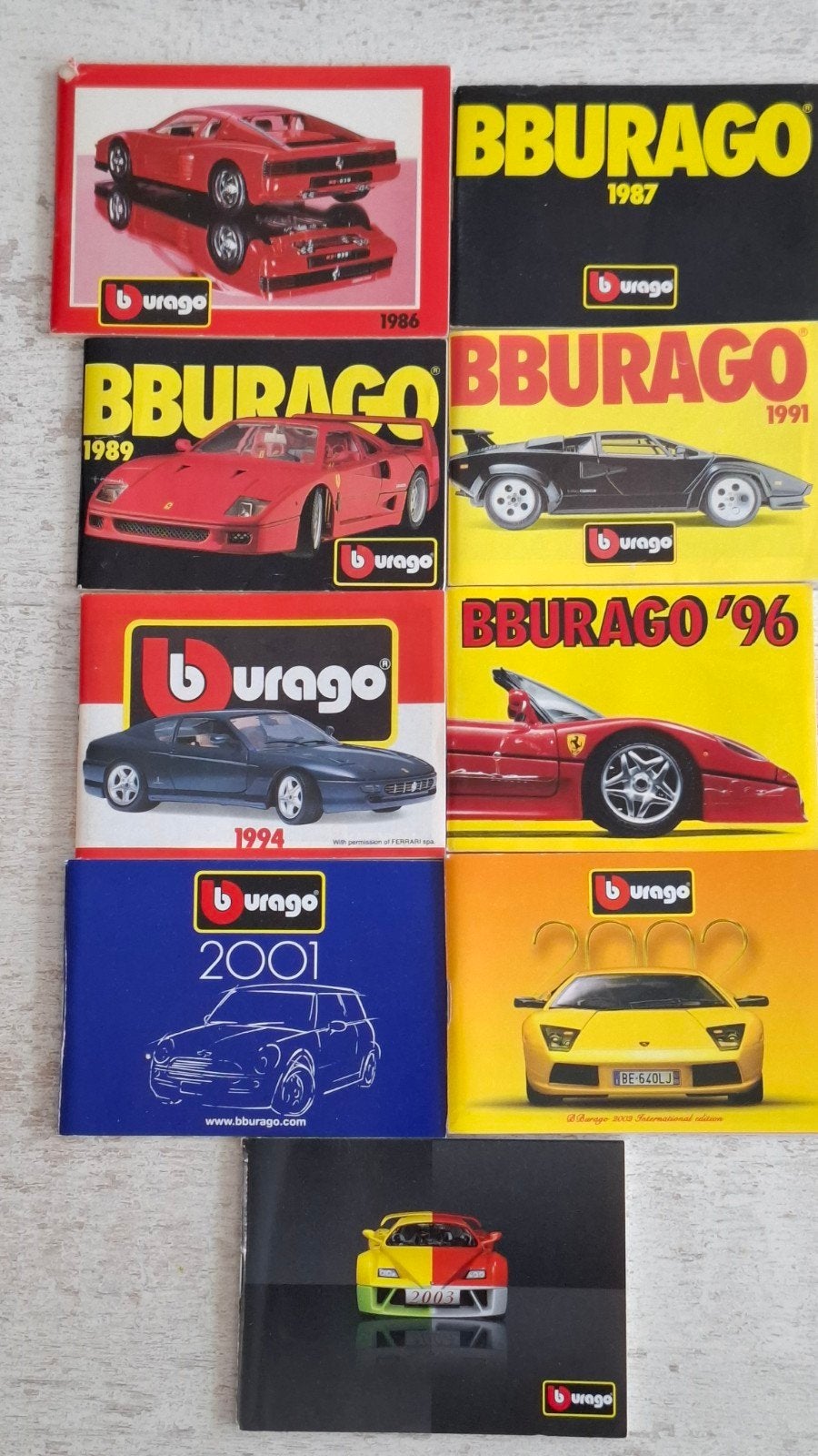 Bburago Catalogus Collectie - Diverse Jaren, Verzenden