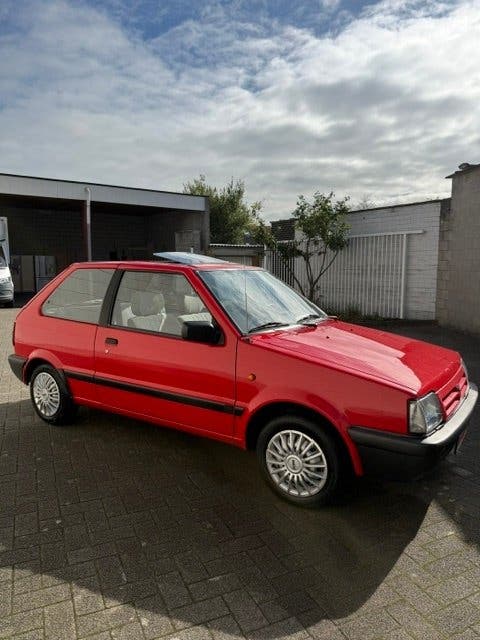 Nissan Micra oldtimer, foto 12