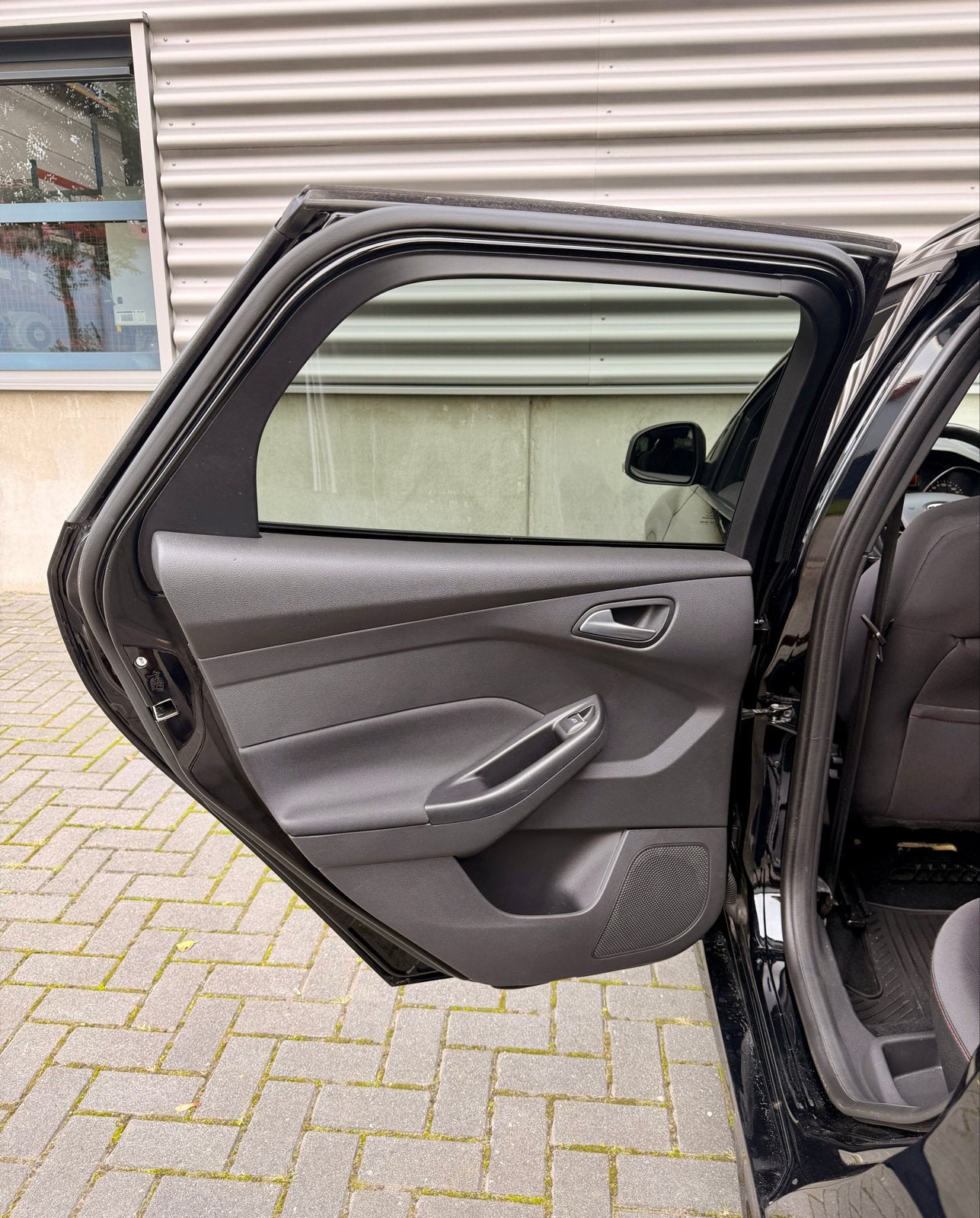 Foto 22 van Ford Focus ST-line 1.5 Ecoboost 182pk 2017 Zwart