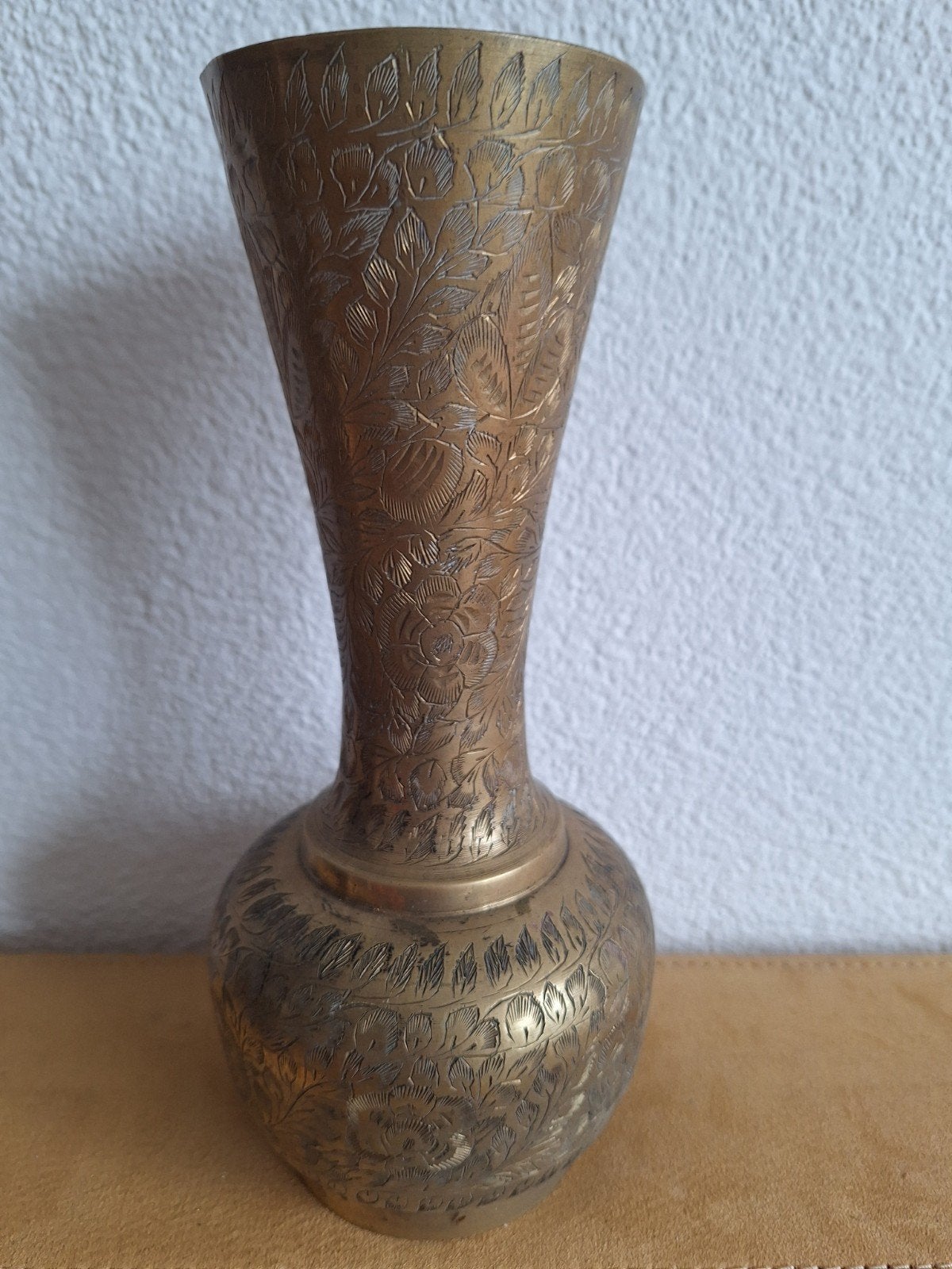 Antieke Indiase messing vaas met gravures, Ophalen