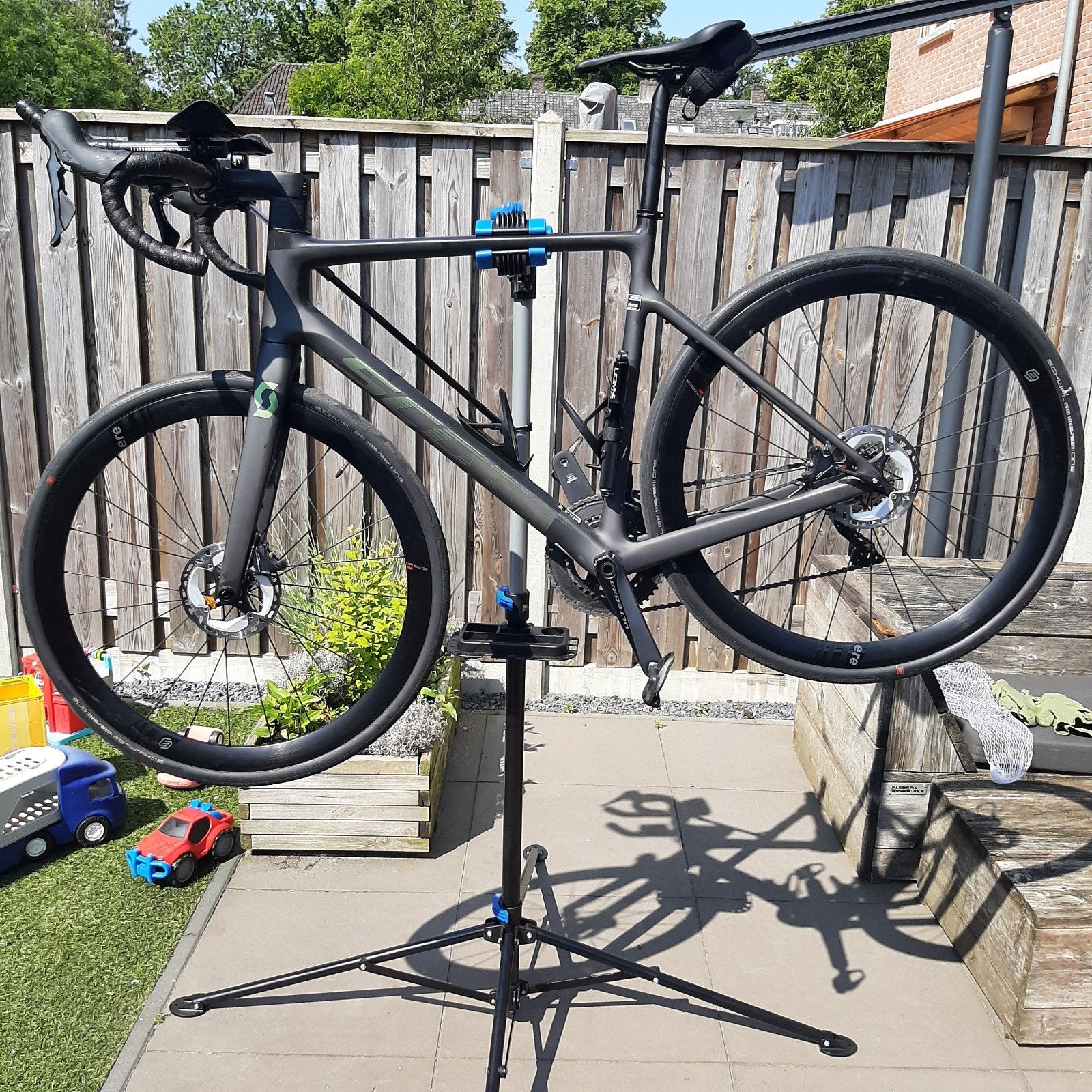 Scott Addict 20 carbon black L56 + Garmin EDGE 830 fietscom., Fietsen en Brommers, 28 inch, Gebruikt, Meer dan 20 versnellingen