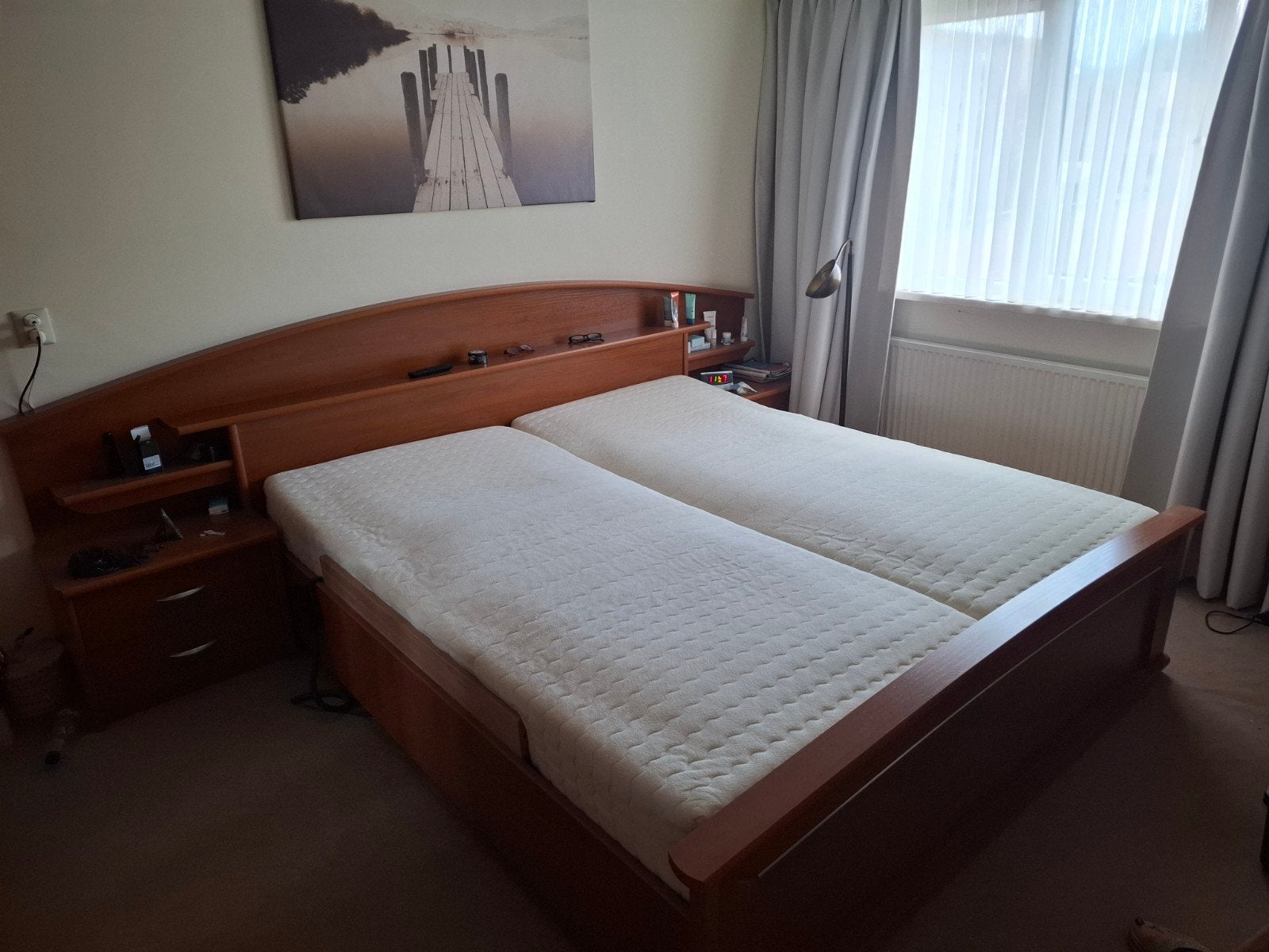 2 persoons bed 180 cm bij 200cm, Ophalen, Zo goed als nieuw, Tweepersoons