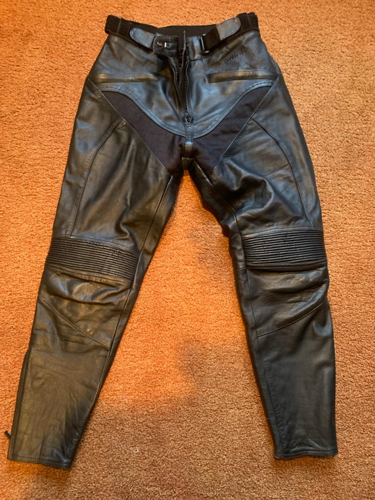 Orina leren motorbroek - Maat 44, Motoren, Kleding | Motorkleding, Ophalen of Verzenden, Tweedehands, Dames, Broek | leer