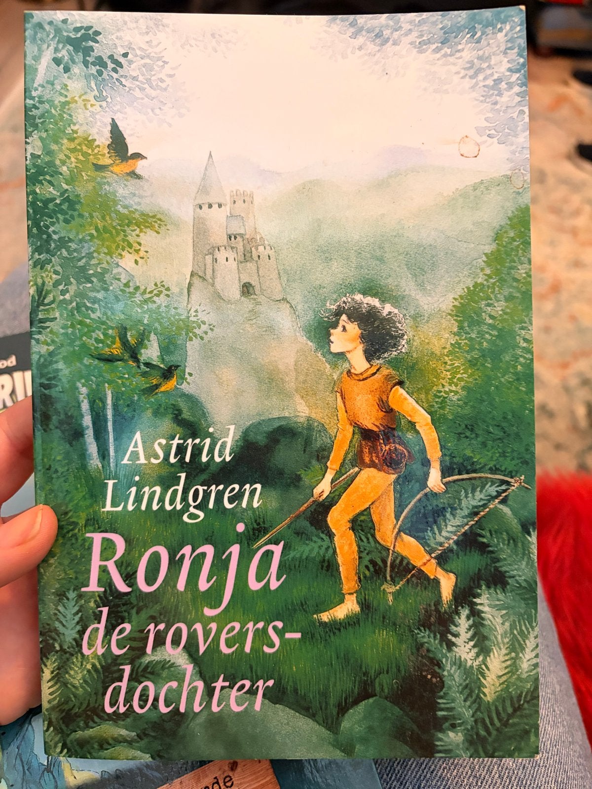 Ronja de roversdochter - Astrid Lindgren (Zilveren Griffel), Ophalen of Verzenden, Gelezen, Fictie