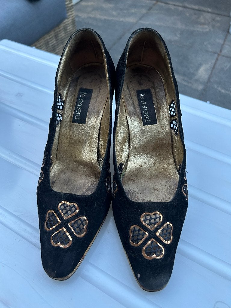 12 paar afgedragen schoenen voor de liefhebbers deel 1, Zwart, Ophalen of Verzenden, Schoenen met hoge hakken, Gedragen
