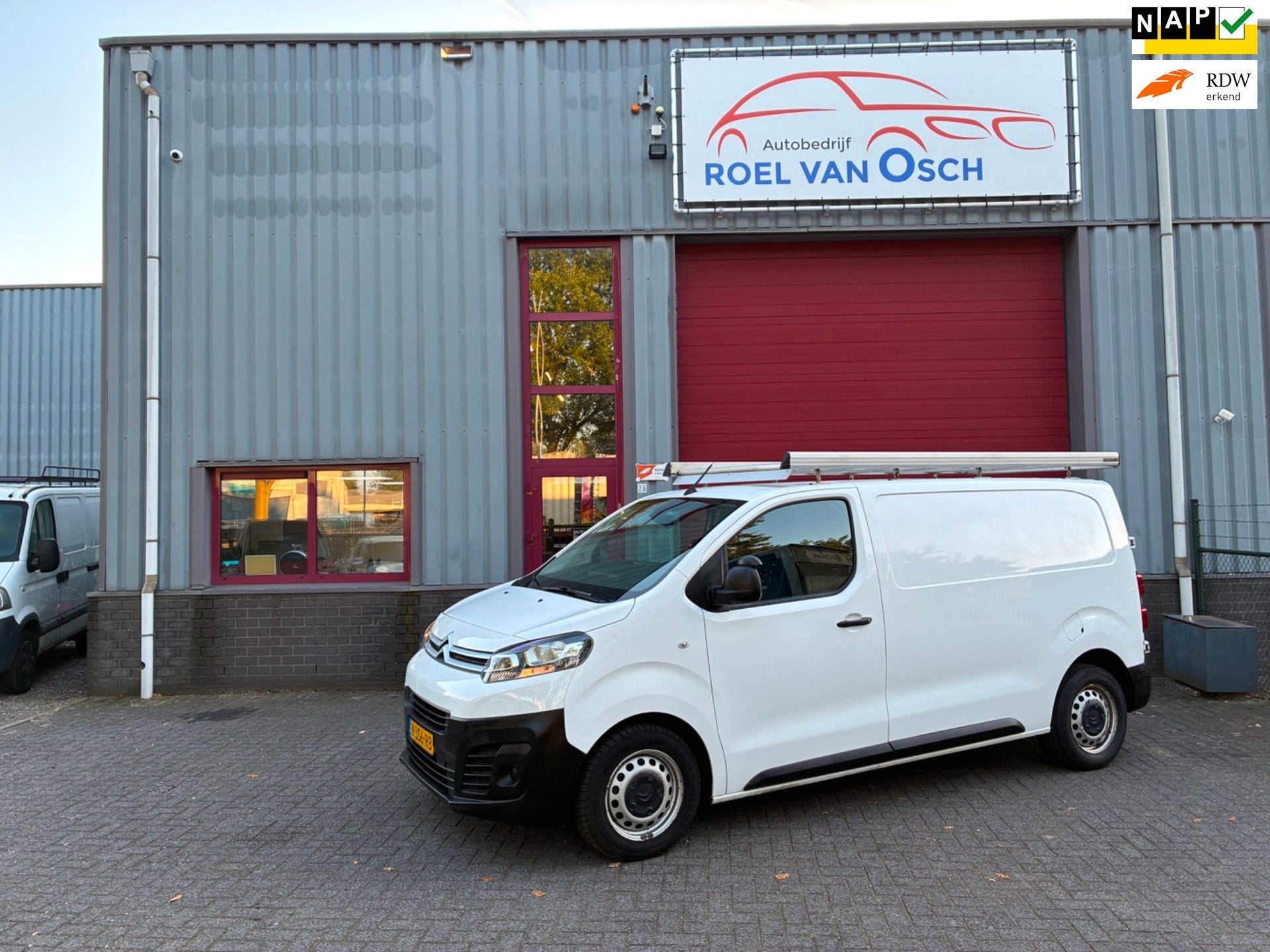 Citroen Jumpy 2.0 HDI 120PK Club M S&S HELE MOOIE JUMPY, Auto's, Voorwielaandrijving, Dealer onderhouden, Gebruikt, 4 cilinders