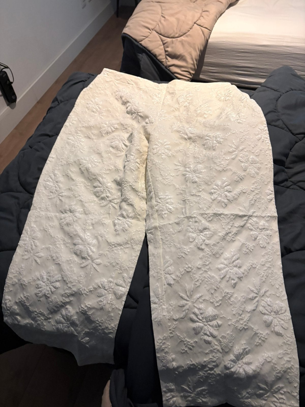 Prachtige nieuwe broek 46/48, Ophalen of Verzenden, Nieuw, Wit, Broek of Spijkerbroek