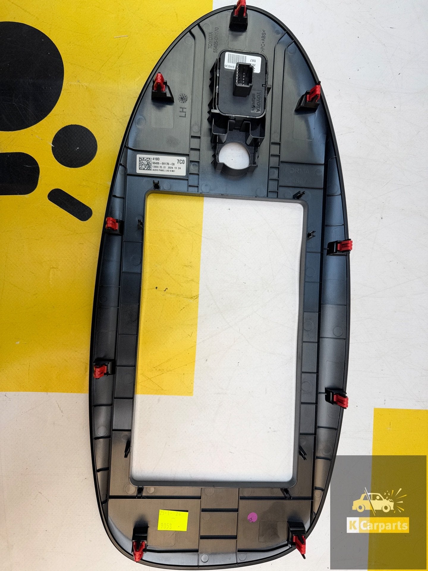 Toyota Aygo X middenconsole decoratieve, Info@fabrikant.eu, Fabrikantstraat 1
1000 AA  Amsterdam, NL, Ophalen of Verzenden, Toyota