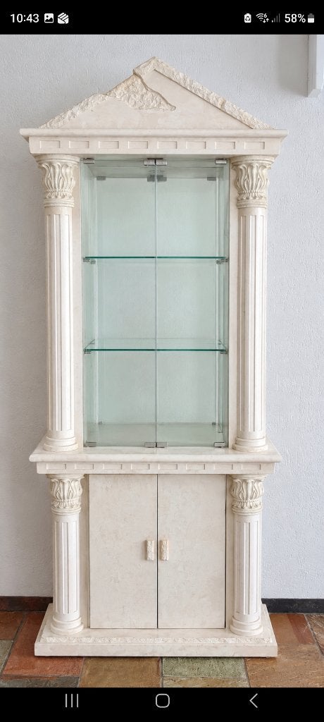 Foto 2 van Kast en zuilen met glasplaat
