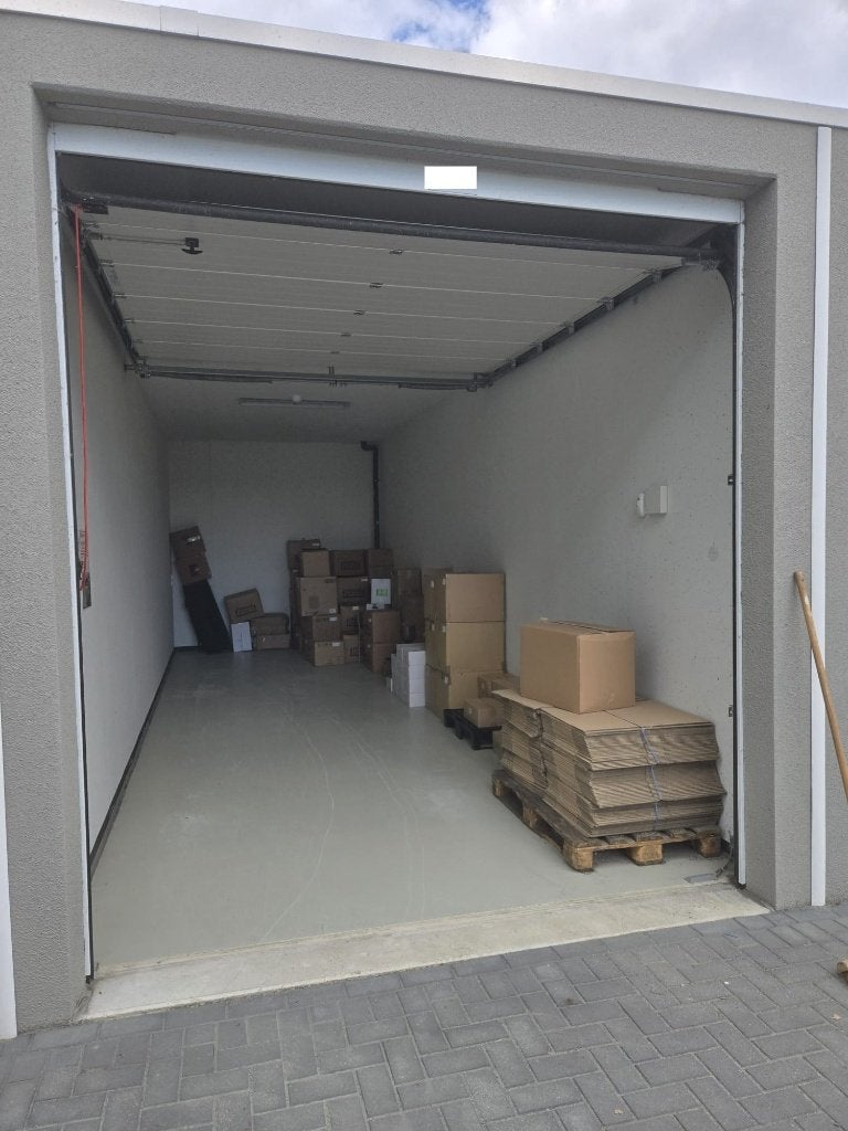 TE HUUR AANGEBODEN – 29M2 GARAGEBOX IN GARAGEPARK HEINENOORD