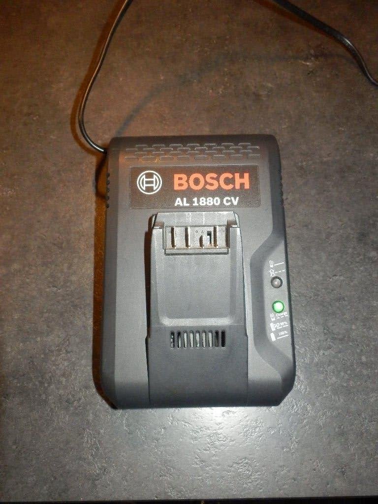 Bosch Gereedschap Acculader. AL 1880 CV in perfecte staat., Ophalen of Verzenden, Zo goed als nieuw, Overige typen, Bosch