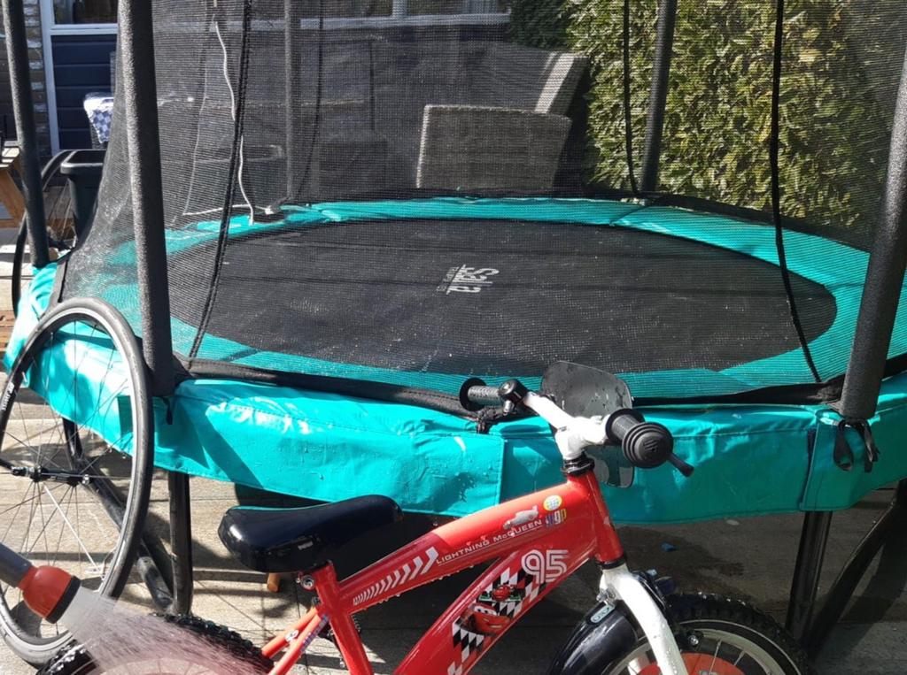 Trampoline, Ophalen, Gebruikt