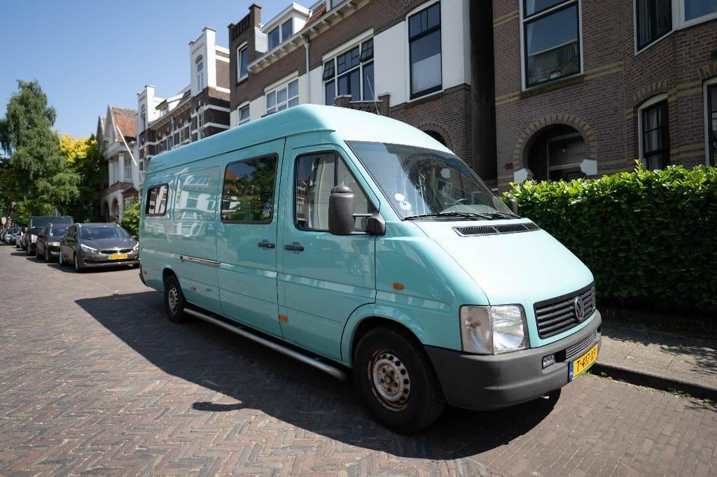 Volkswagen LT35 Off-grid camper uit 2005, Caravans en Kamperen, Campers, Buscamper of Camperbus, Volkswagen, Tot en met 2, Treinzit
