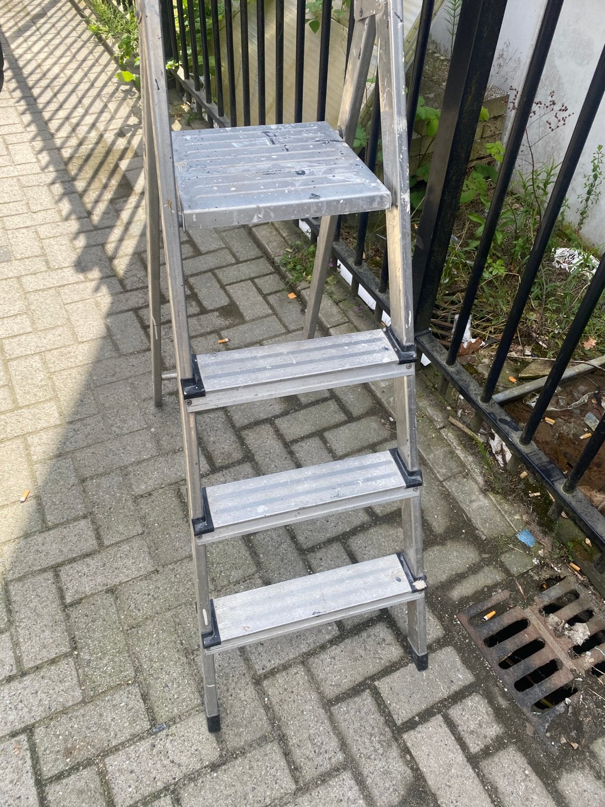 Huishoud trapje, Ophalen, Zo goed als nieuw, Trap, Minder dan 2 meter