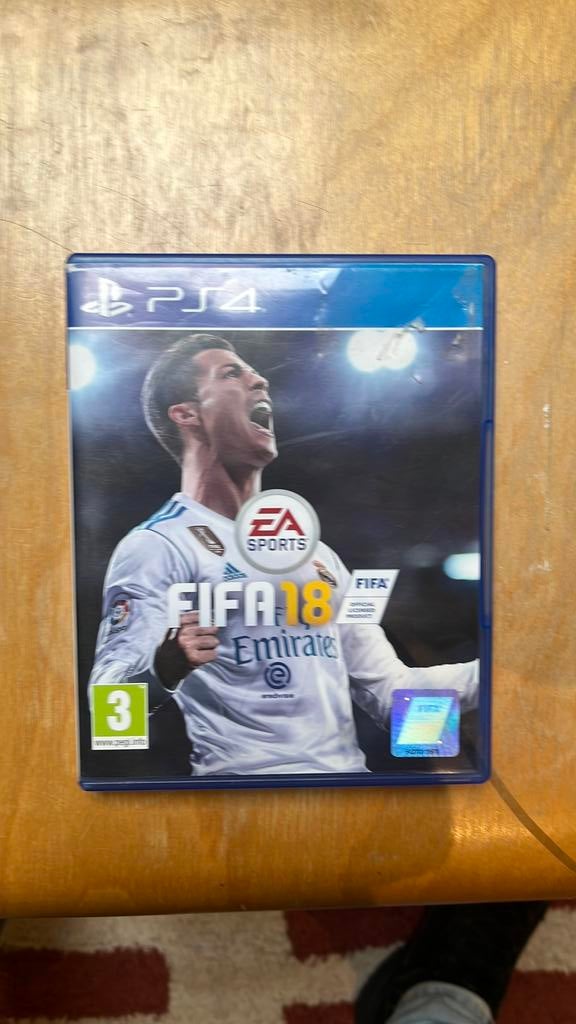 fifa 18 ps4, Ophalen of Verzenden, Zo goed als nieuw, Sport, 3 spelers of meer
