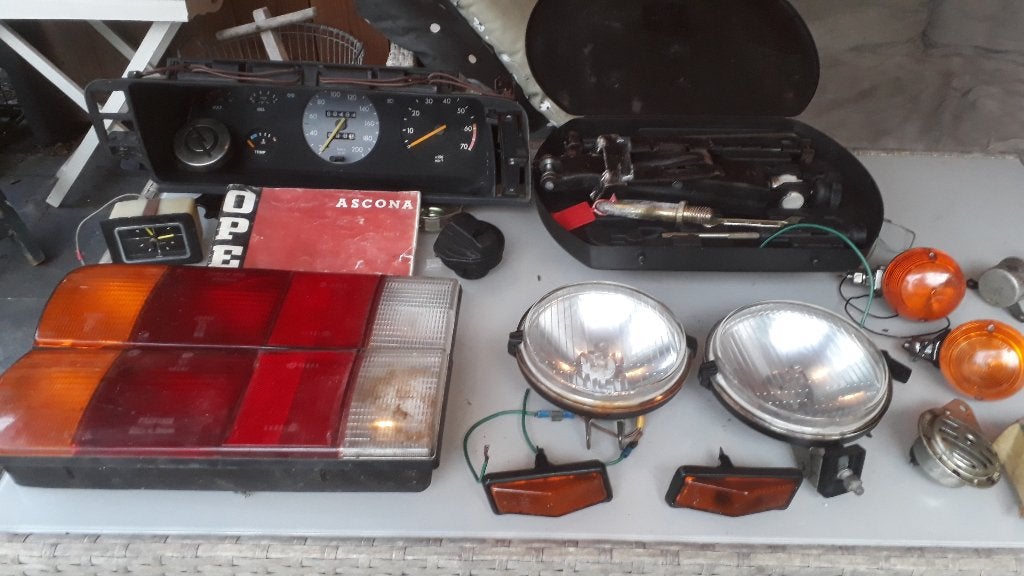 AUTO EN MOTOR PARTS..opruiming, Ophalen of Verzenden, Gebruikt, Oldtimer onderdelen