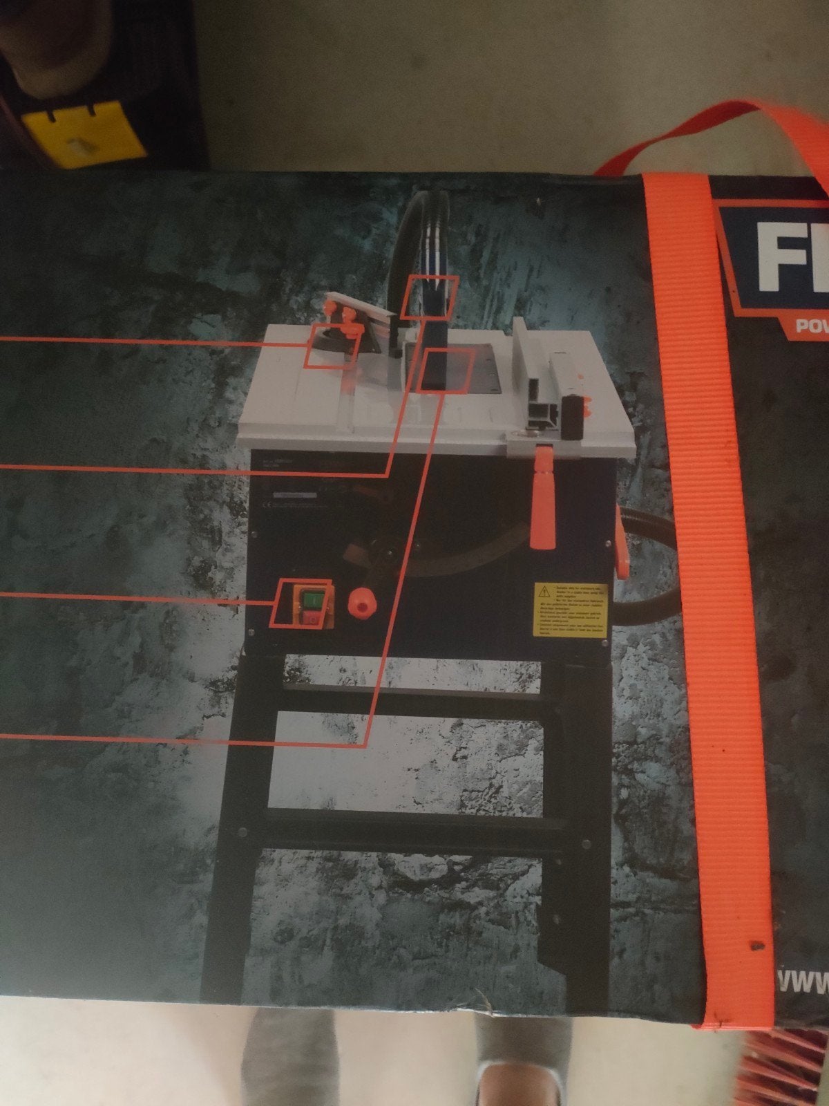 Te koop: Zaagtafel Ferm TSM 1030, Doe-het-zelf en Verbouw, Gereedschap | Zaagmachines, Ophalen
