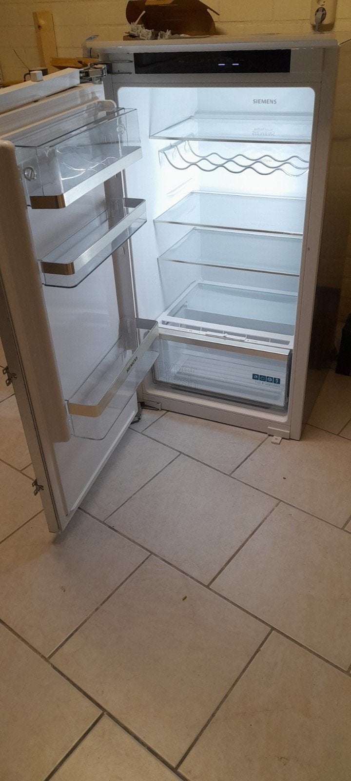 Siemens inbouw koelkast - zo goed als nieuw, Ophalen, 150 tot 200 liter, 120 tot 140 cm, 45 tot 60 cm