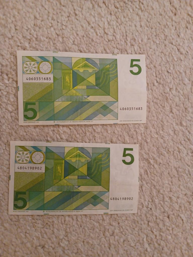 Twee 5 Gulden biljetten uit 1973 - Nederlandse bank, Postzegels en Munten, Bankbiljetten | Nederland, Ophalen of Verzenden, 5 gulden