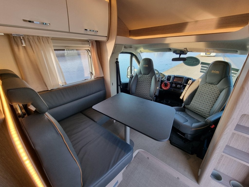 Bürstner Lyseo Time T 690 G Skyline Edition Gelimit, Automaat, Ringverwarming, Fiat, Tot en met 2