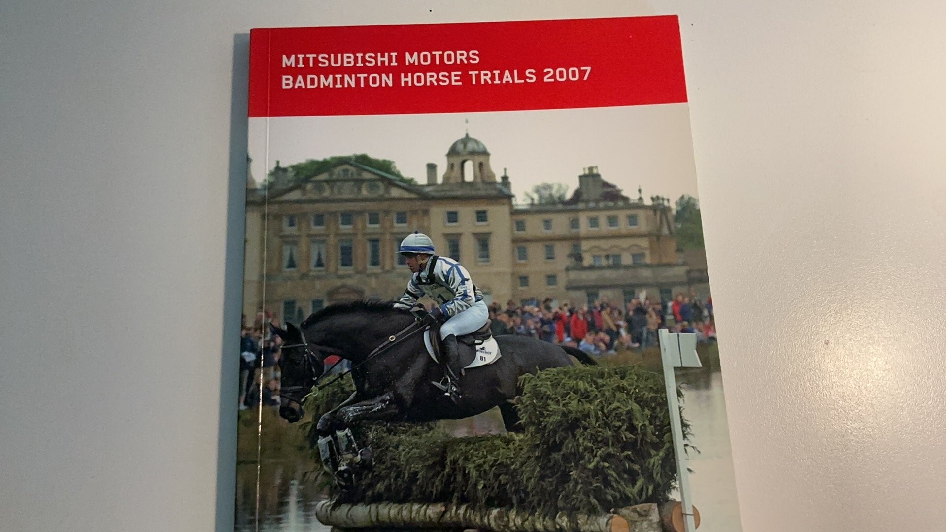 Mitsubishi motors. Badminton horse trials 2007, Boeken, Auto's | Boeken, Ophalen of Verzenden, Zo goed als nieuw, Mitsubishi
