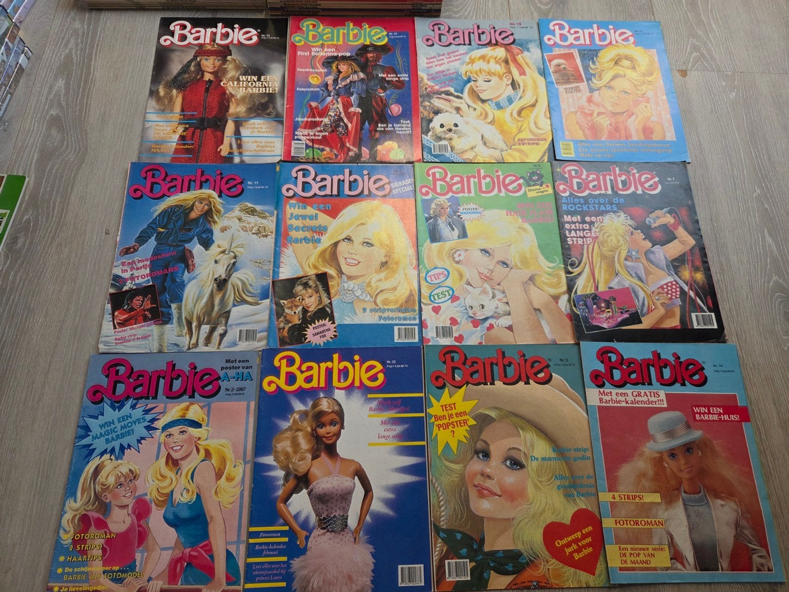 25x vintage Barbie magazine jaren 80, Ophalen of Verzenden, Gelezen