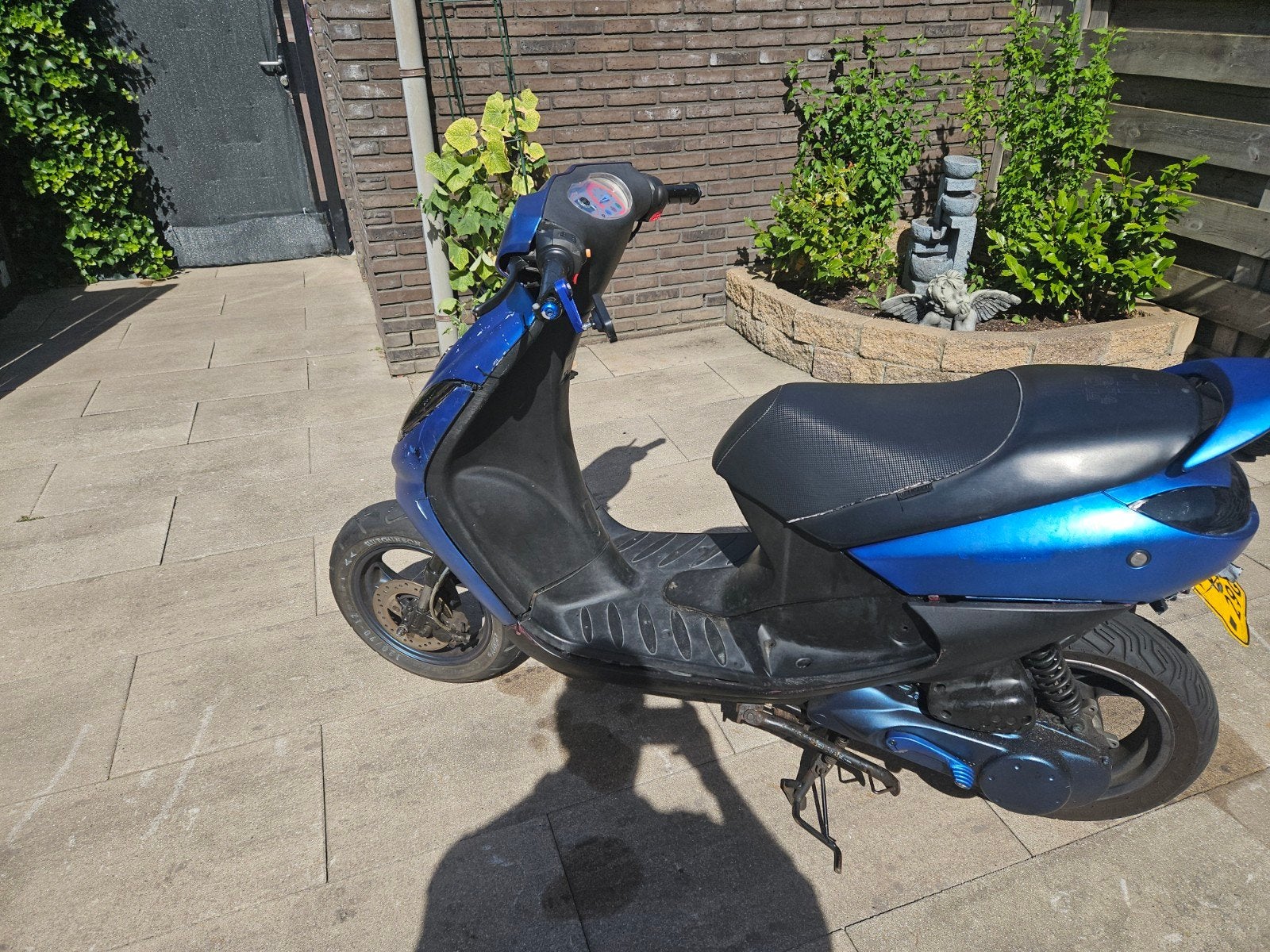 Peugeot Vivacity Sportline Type 1 uit 2008, Ophalen