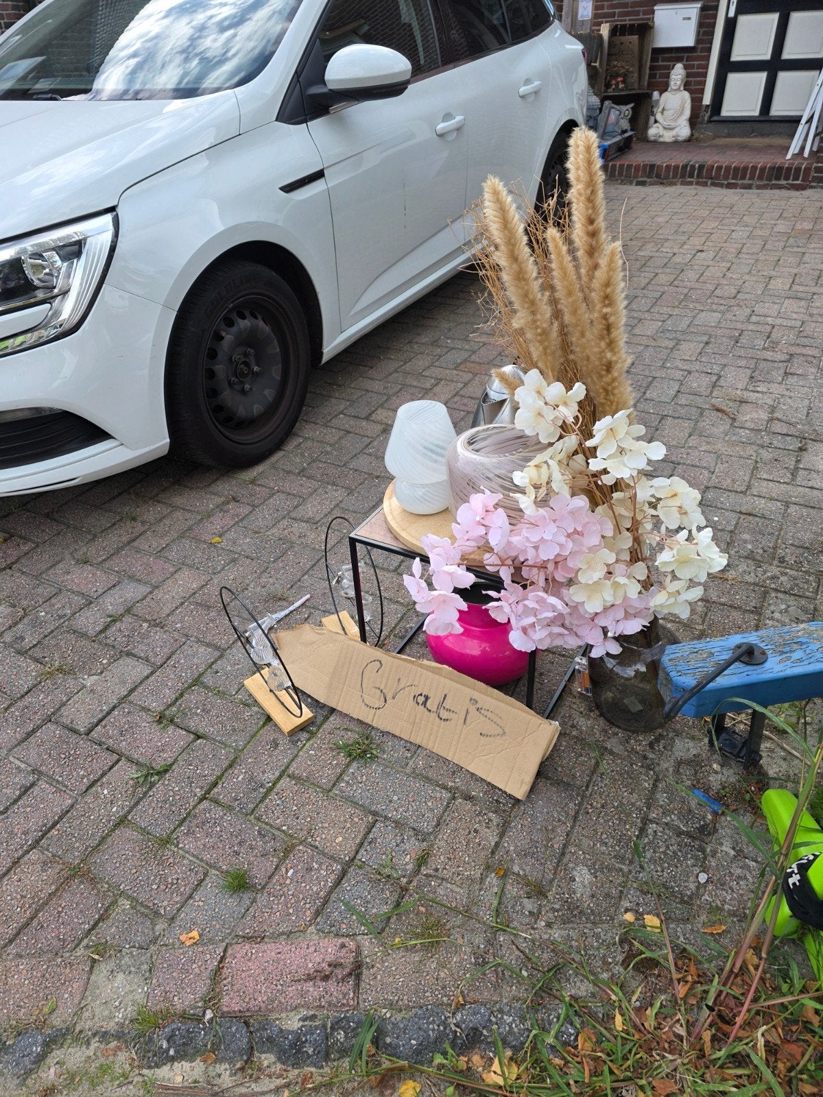 Gratis decoratie af te halen in Oude Pekela, Ophalen