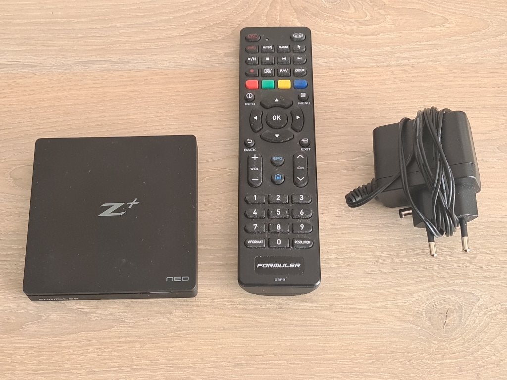 Formuler z+ neo, Ophalen, Zo goed als nieuw, HDMI, Zonder harde schijf