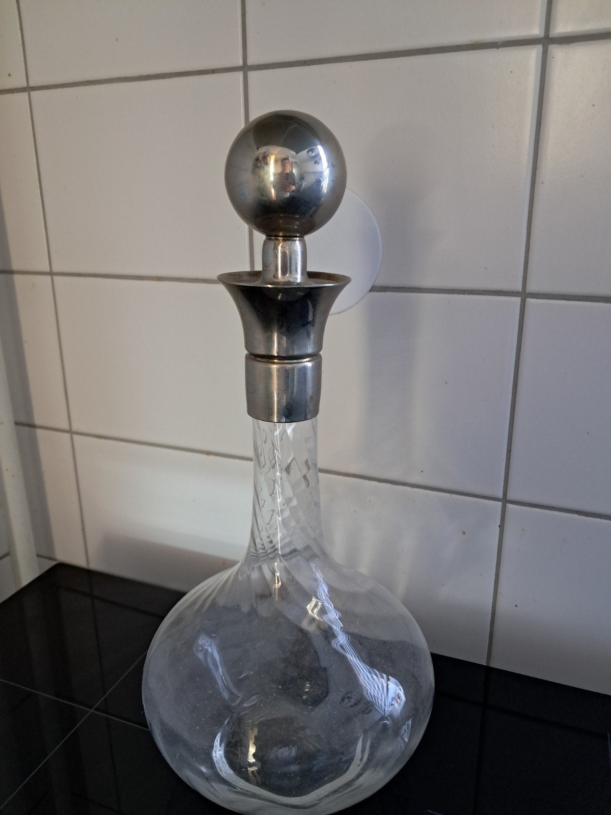 Glazen karaf met metalen dop, Antiek en Kunst, Ophalen of Verzenden