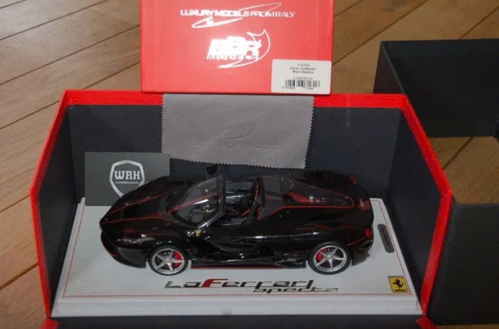 1:18 FERRARI LA FERRARI APERTA nero BBR ltd 99 pcs WRH, Verzenden, Zo goed als nieuw, Auto, Overige merken
