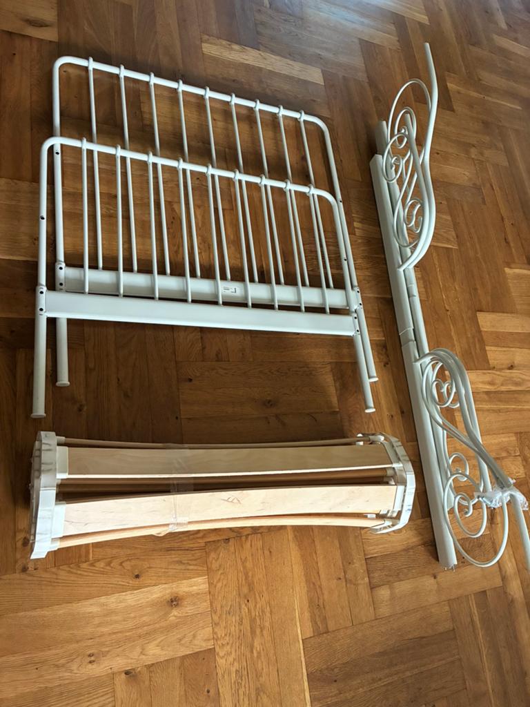 Wit stalen IKEA MINNEN bed meegroei bed, 80cm x 200 cm, Ophalen, Eenpersoons, Zo goed als nieuw, 80 cm