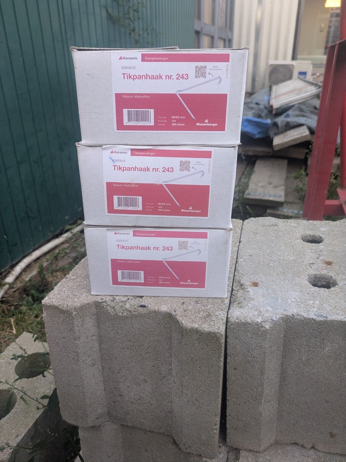 Koramic Tikpanhaak nr. 243 - Dakpanhaken (3 dozen), Ophalen, Overige kleuren, Nieuw, Dakpannen
