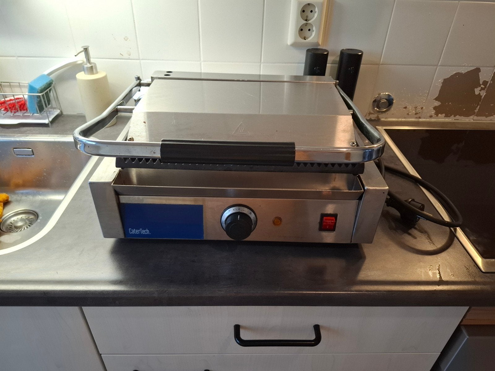 CaterTech Contactgrill - Professionele Kwaliteit, Ophalen, Zo goed als nieuw