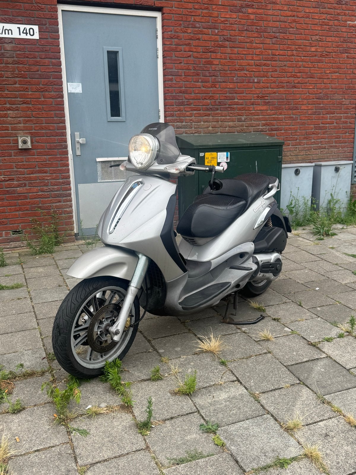 Piaggio Beverly 500 met Akrapovic en Malossi onderdelen, Ophalen, Gebruikt, Benzine, Overige modellen