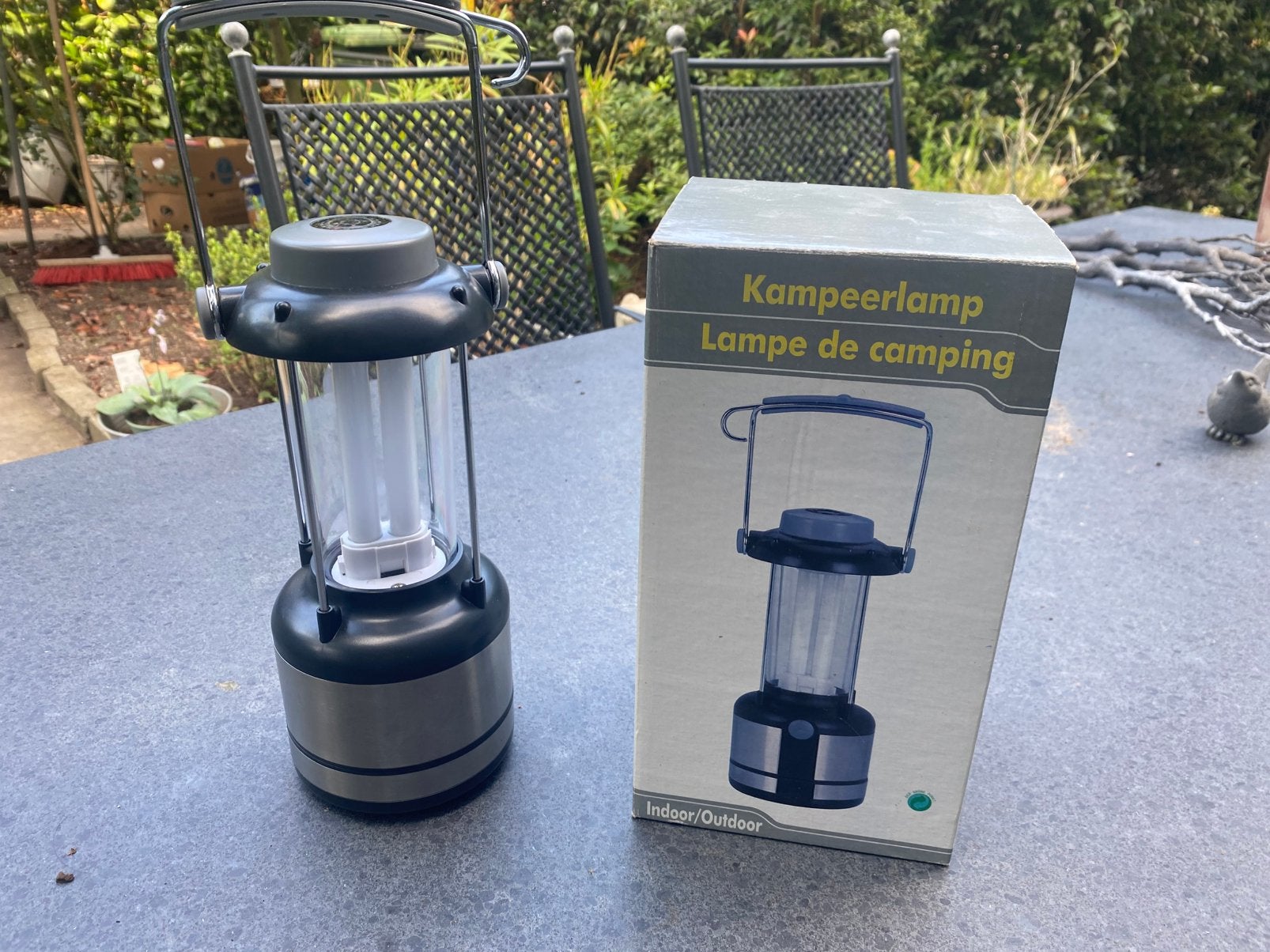 Kampeerlamp op batterijen, Ophalen, Zo goed als nieuw