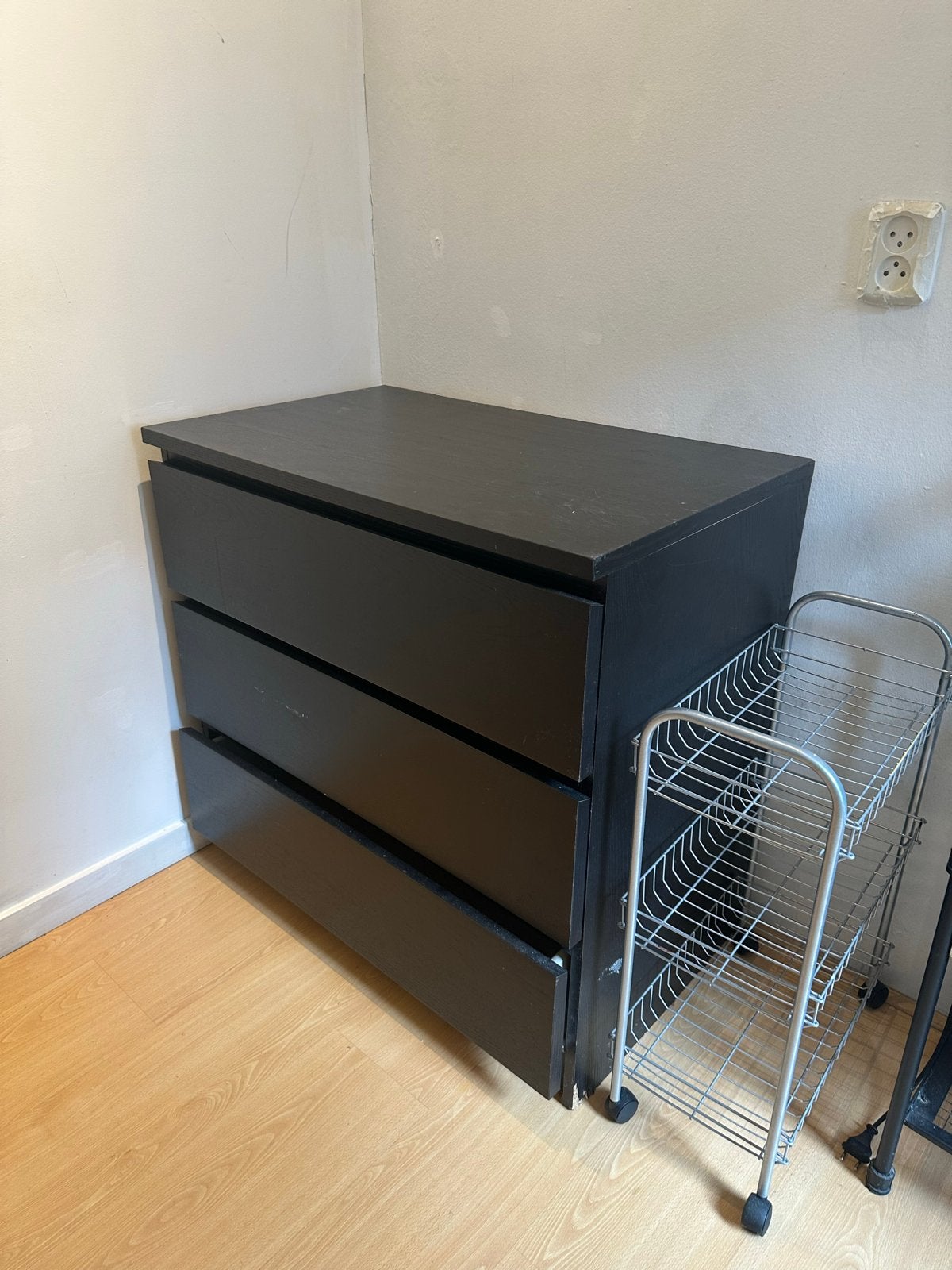 IKEA Malm ladekast zwart - 3 lades, 3 of 4 laden, Ophalen, Gebruikt