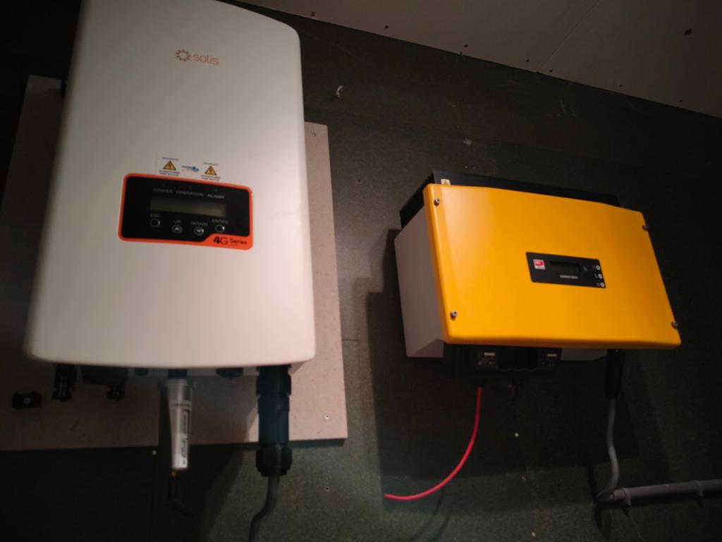 Set omvormers zonnepanelen: SMA Sunny Boy & Solis 4G (ook lo, Ophalen of Verzenden, Overige typen