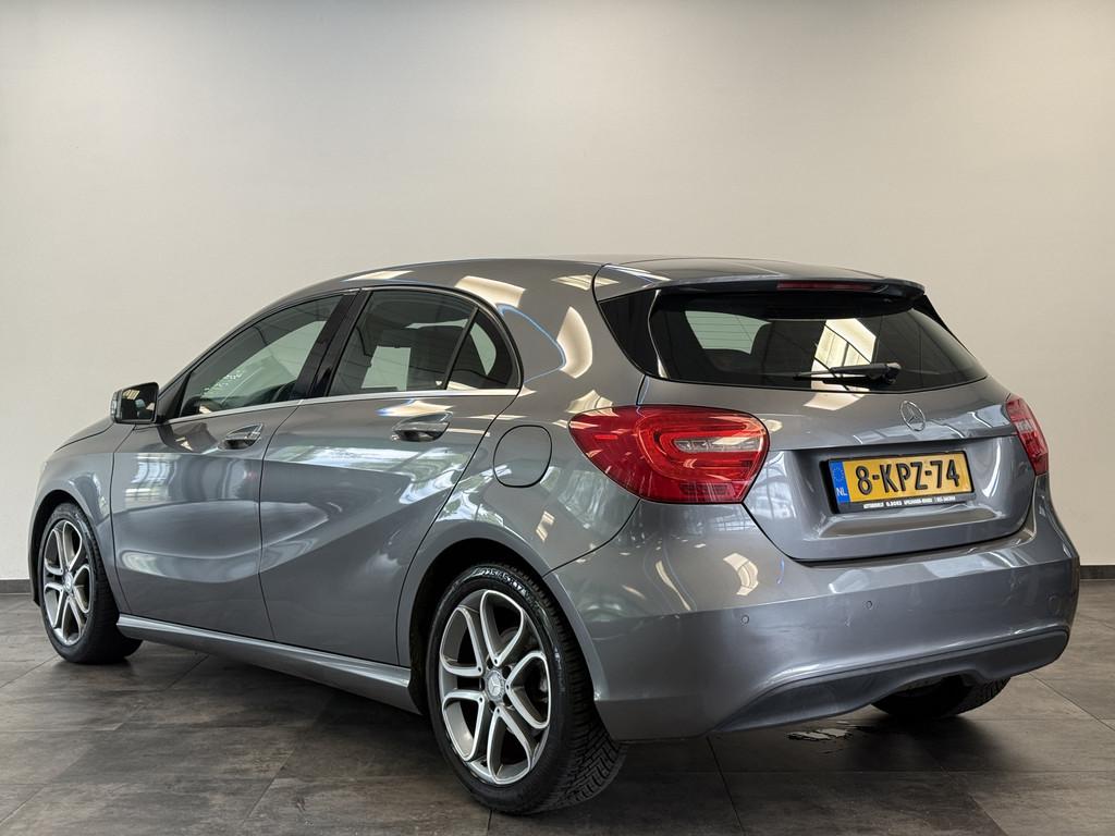 Mercedes-Benz A-Klasse 180 Edition Navigatie 4U3 Navigatie C, Voorwielaandrijving, Gebruikt, 4 cilinders, 122 pk