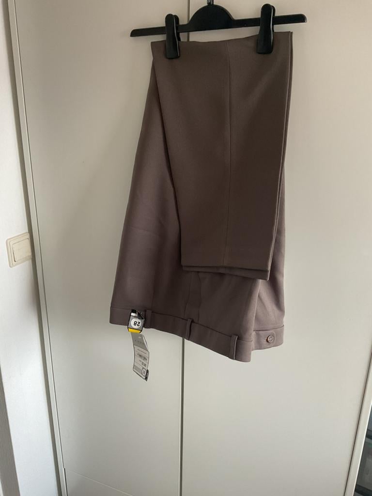 Nieuwe Canda heren pantalon. Maat 28. (56/58), Kleding | Heren, Ophalen of Verzenden, Nieuw, Overige maten, Bruin