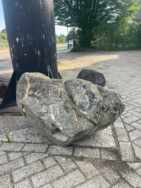 14 grote rotsblokken / zwerfkeien / keien /stenen, Ophalen