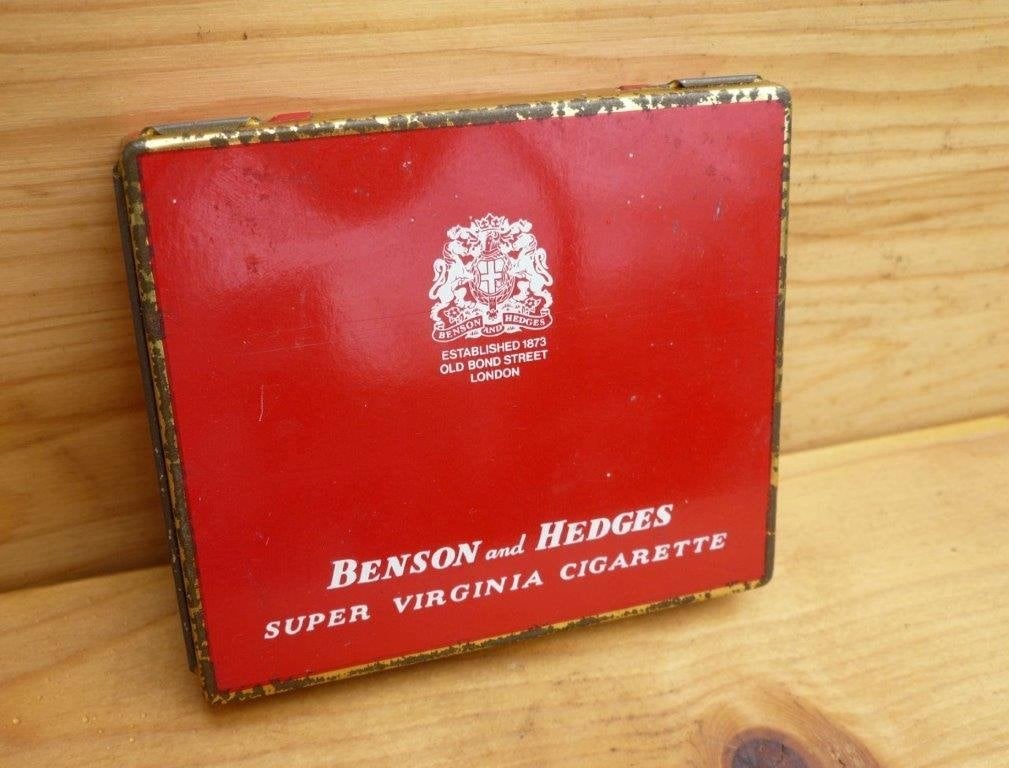 blikje (leeg) Benson & hedges super virginia cigarette (1)., Ophalen of Verzenden, Gebruikt, Tabaksdoos of Verpakking
