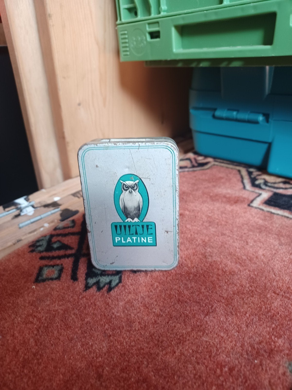Uiltje Platine sigarenblikje, Ophalen of Verzenden, Overige
