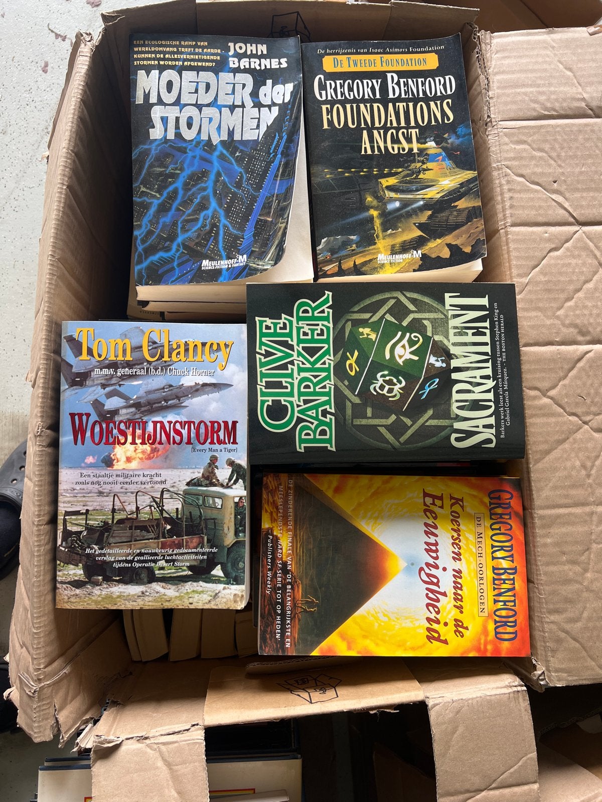 Grote collectie fantasy en sciencefiction boeken, Ophalen of Verzenden, Zo goed als nieuw