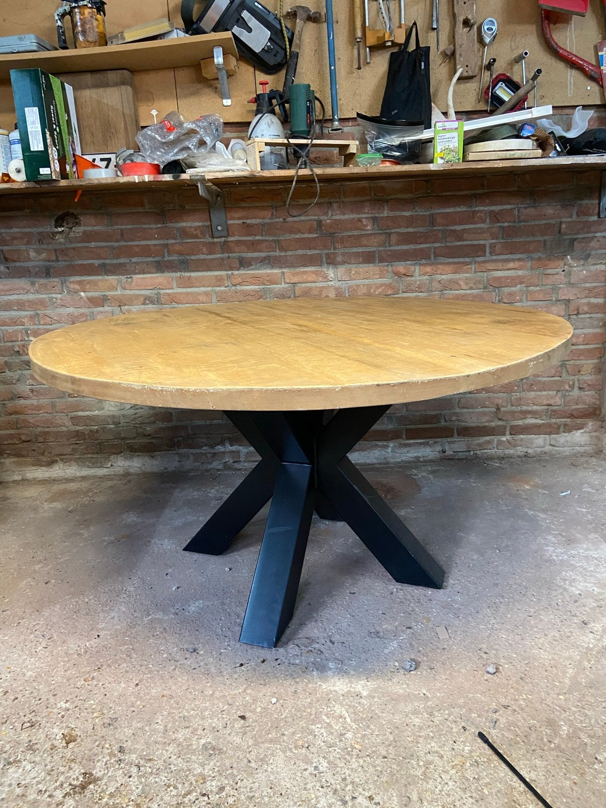 Ronde mangohouten eettafel met stalen kruispoot, 140cm, Ophalen, Gebruikt, 100 tot 150 cm, Rond
