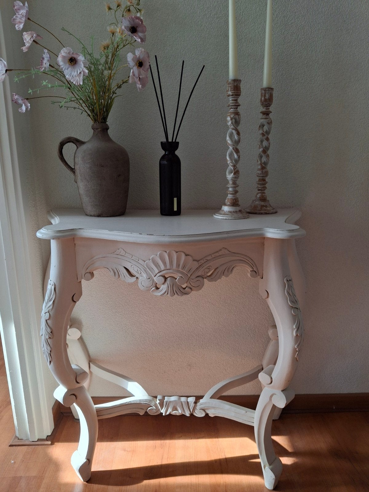 Queen Ann style bijzettafel / sidetable - Crème wit, Huis en Inrichting, Ophalen, Gebruikt, 50 tot 100 cm, 25 tot 50 cm