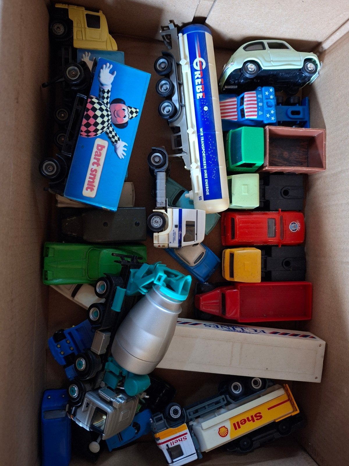 kunststof speelgoed auto's en vrachtwagens, Ophalen of Verzenden, Gebruikt