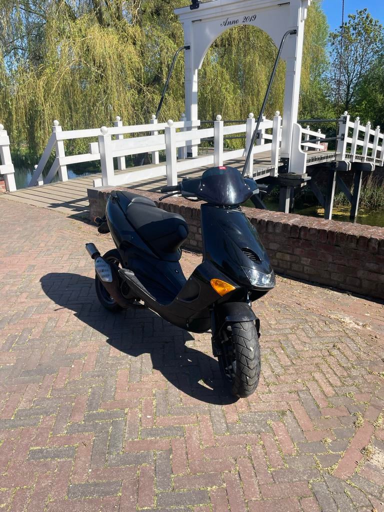Aprilia SR 50cc, Fietsen en Brommers, Scooters | Aprilia, Ophalen, Tweetakt, Gebruikt, Maximaal 45 km/u