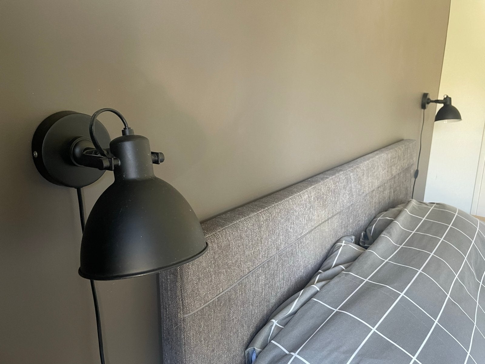 2x Karwei wandlamp Mike zwart, Ophalen, Gebruikt, Zwart, Metaal