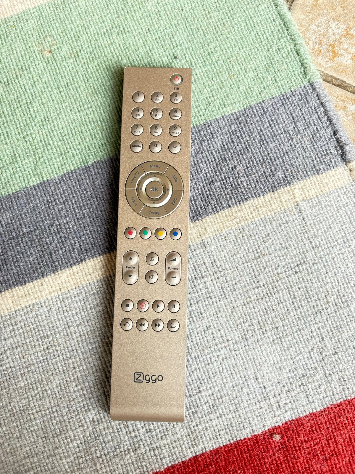 Ziggo afstandsbediening - Zo goed als nieuw, Audio, Tv en Foto, Tv, Ophalen of Verzenden, Zo goed als nieuw, Origineel